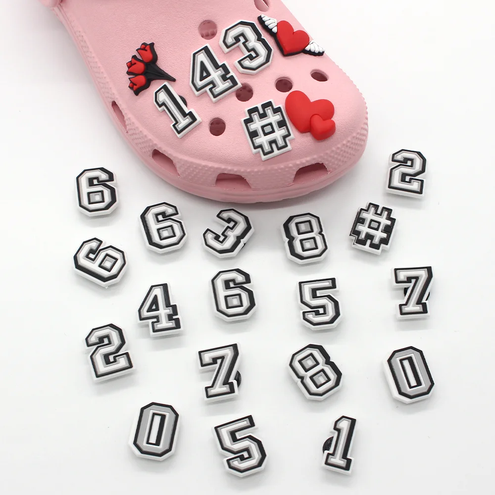 Black and White Numbers PVC Shoe Charms, Acessórios DIY, Combinação Livre, Decoração Pulseira, Kids X-mas Gift, 1Pc