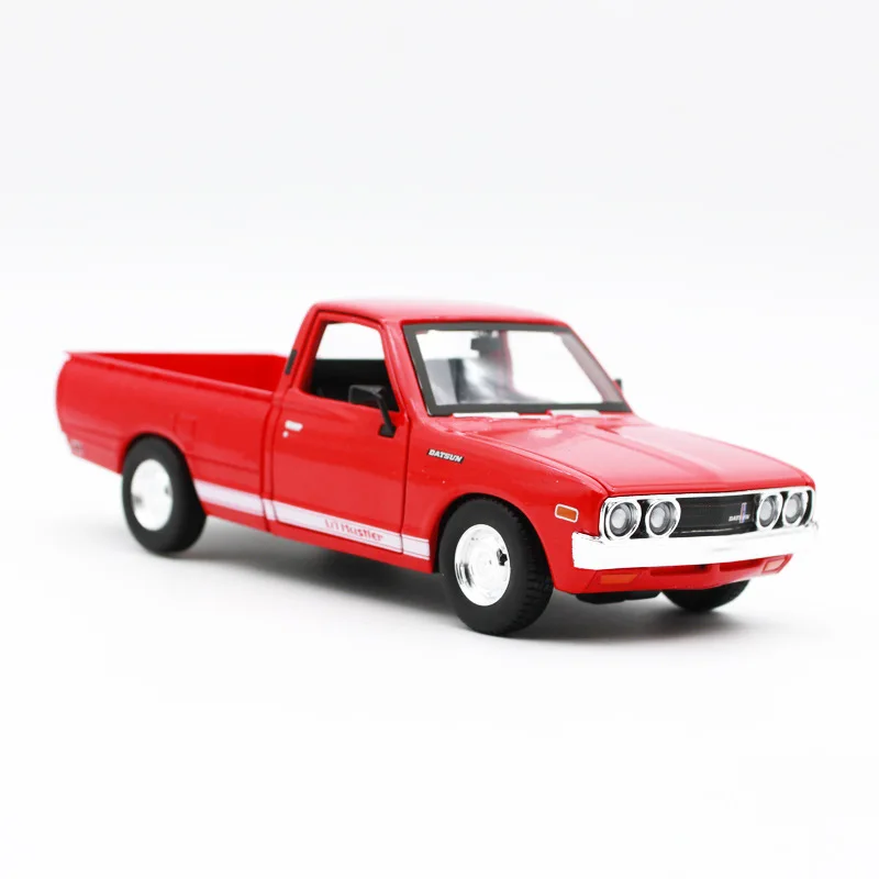 High simulation 1:24 alloy 1973 Datsun 620 pickup truck model,pickup toy,classic collection decoration gift,free shipping