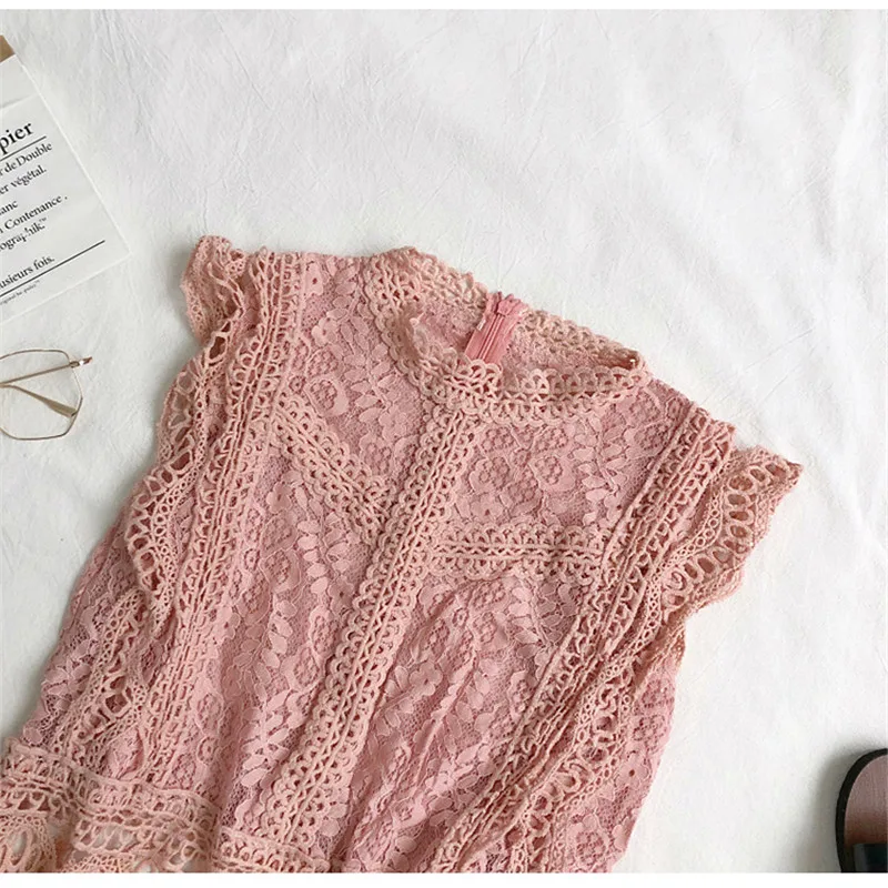 2020 New Women Summer Camis Sexy Hollow Out Floral Lace Tank All Match Pink Camis Female Casual Sleeveless Vest Short Tops A1820
