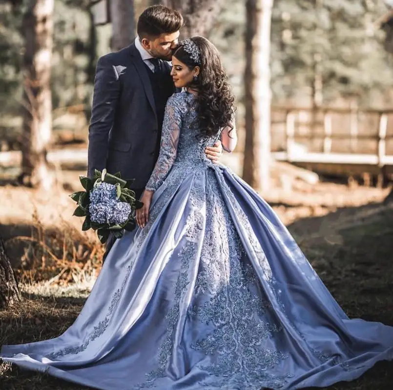 Vintage มุสลิม2019 Blue Lace ชุดเดรสแขนยาว Puffy Ball Gowns Saudi คำพรหม Gowns Lace Up Vestido formatura