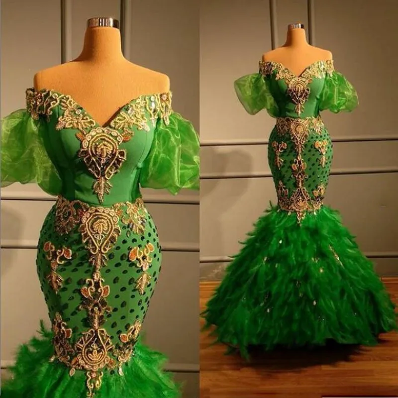 

Green Feather Mermaid Prom Dresses Off The Shoulder Short Sleeves Gold Lace Appliques Evening Gowns Saudi Arabia Robe De Soiree