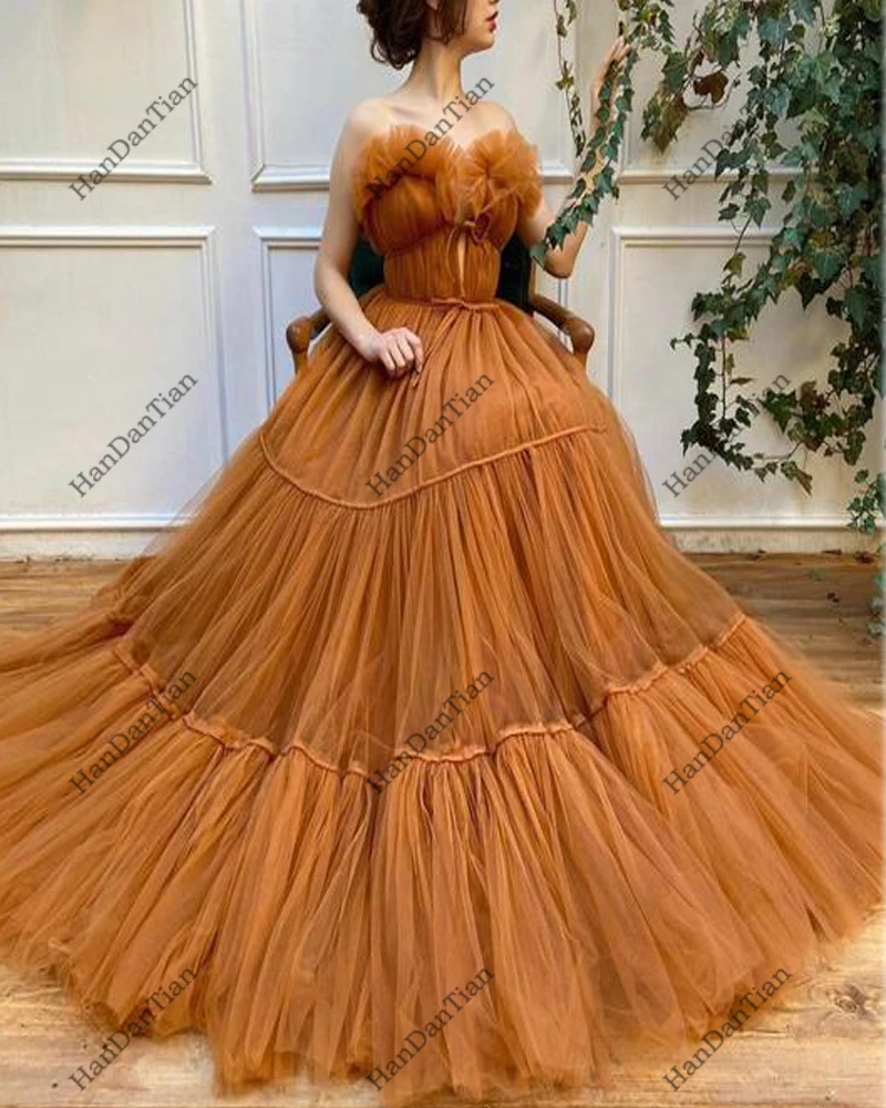 2021 Puffy Sleeveless Prom Dresses Women's Long Pleated Front Closure Strap One Tulle Gown