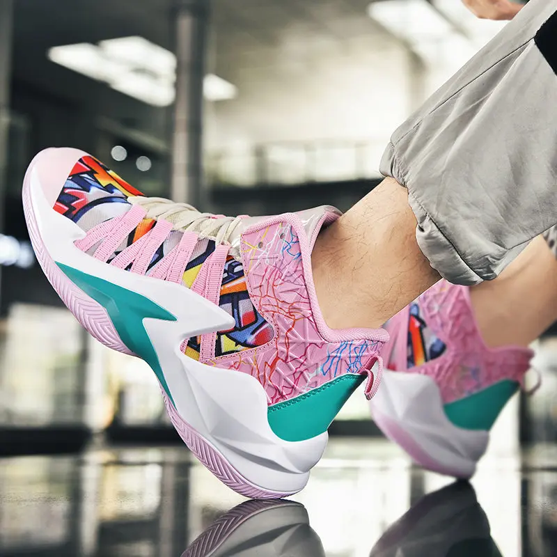 Fashion Pink Graffiti Men\'s Basketball Sneakers Print Sports Shoes Men High Top Non Slip Basketball Shoes Men chaussure basket