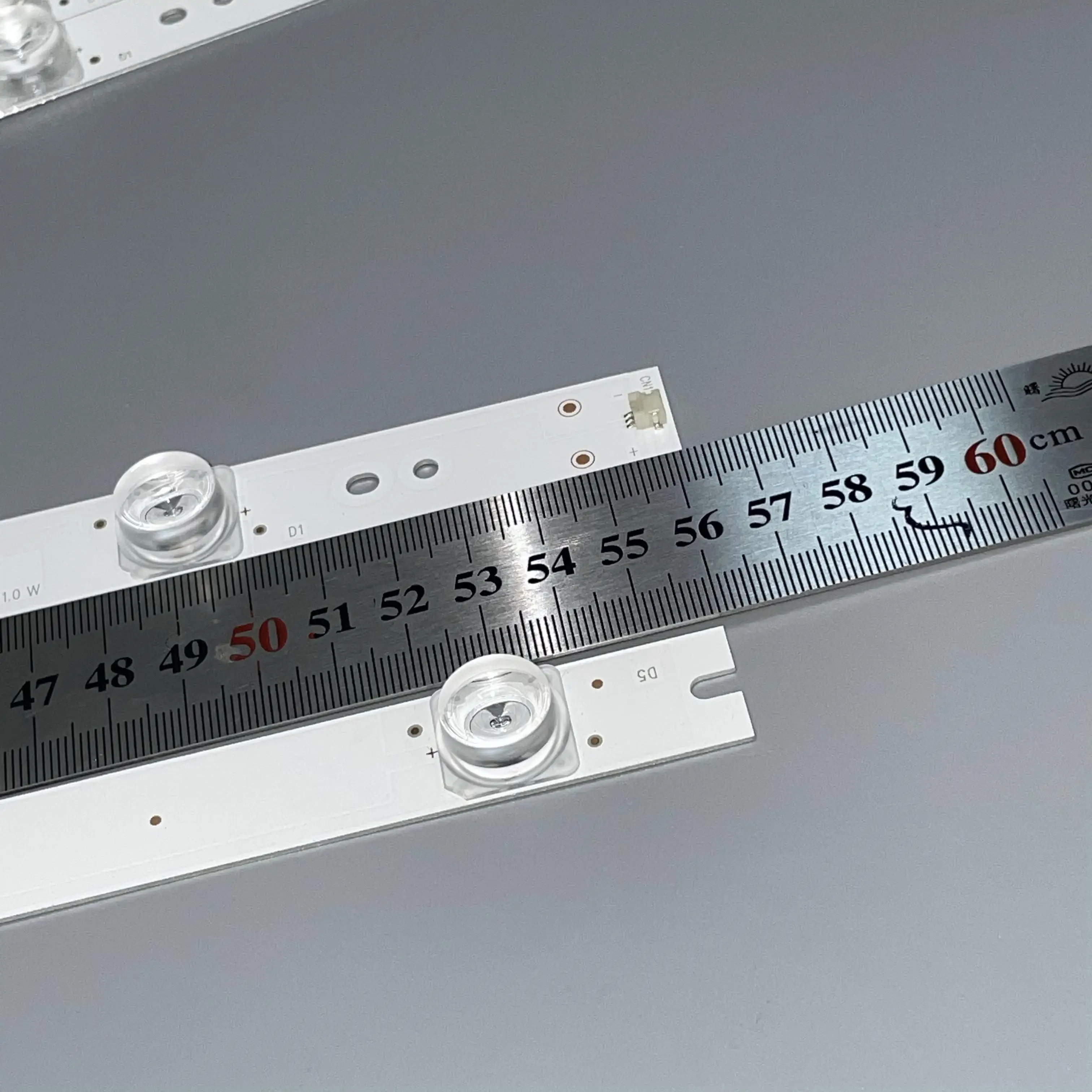 10PCS/LOT 55INCH HI QUALITY LED STRIP LQ55AL88Y51 LQ55AL88Y81 CRH-F55U82303005106CC-REV1.0 E225LED 3V 56.5CM