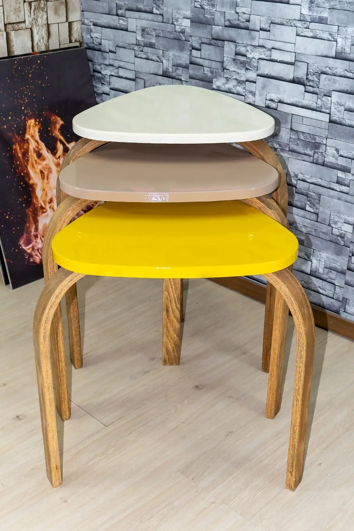 Zigon Tripod Triangle Cream Capi Yellow Papel 3 pcs coffee table