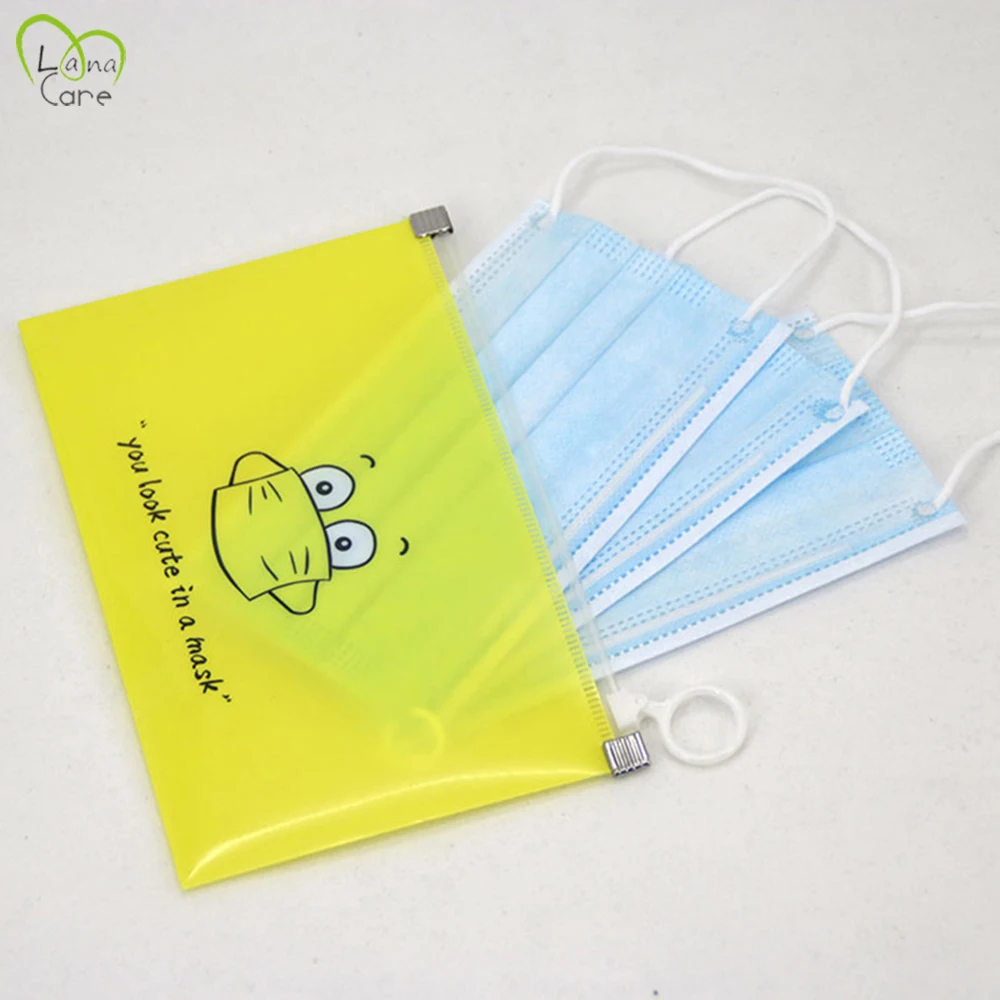 

2PCS Portable Face Mask Cute Storage Bag Dustproof Mask Bag Safe Pollution-Free Lovely Cartoon Disposable Mask Organizer Bag