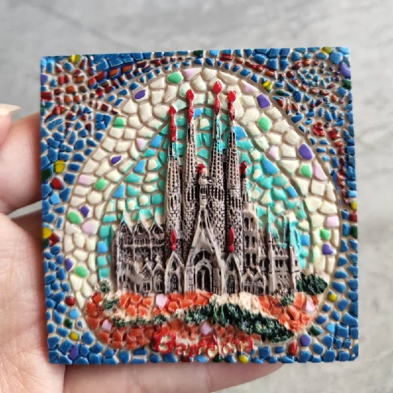 3D Resin Fridge Magnet Decor Basilica i Temple Expiatori de la Sagrada Familia Barcelona Spain Tourism Fridge Magnet Souvenir