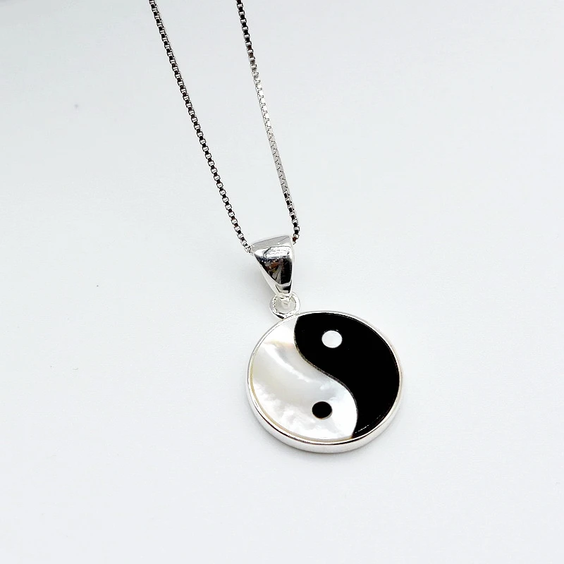 Yin Yang Silver Pendant Necklace Women\'s Silver Necklace Agate Shell Round Pendant Gift Choice for Girls