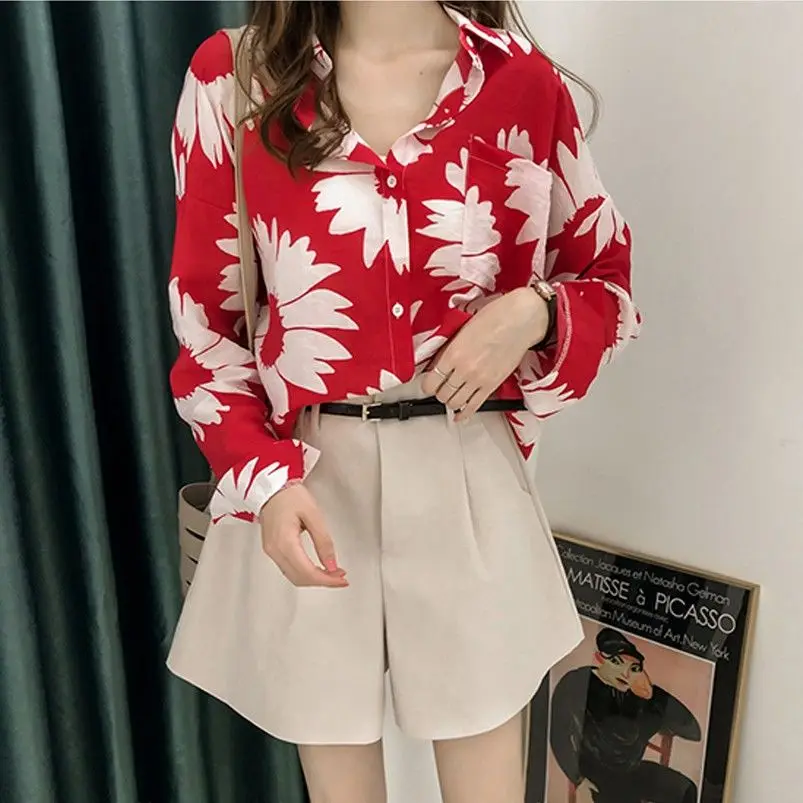 Plus Size Fashion Women Blouse Summer Fashion Breathable Ladies Bottoming Shirts Print Button Embroidery Women Shirts Tops