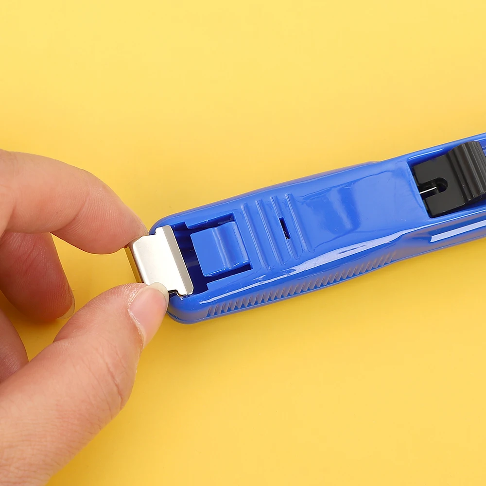 1 Pcs Small And Exquisite Stapler Simple Practical  Push Clamp Stapler School Student Stapling Paper Classification Stationery