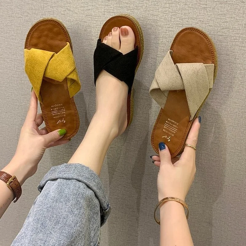 New Summer Sandals and Slippers for Women's Outer Wear One-flip Suede Flat-bottomed Cross-over Ladies Slippers Women's Shoes