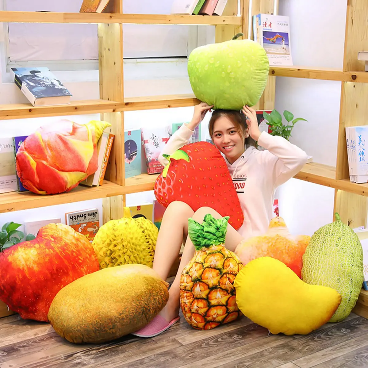 Almohada de juguete de peluche de frutas y verduras en 3D, cojín de patata de fresa Linda creativa, divertido regalo de cumpleaños de Navidad para niños