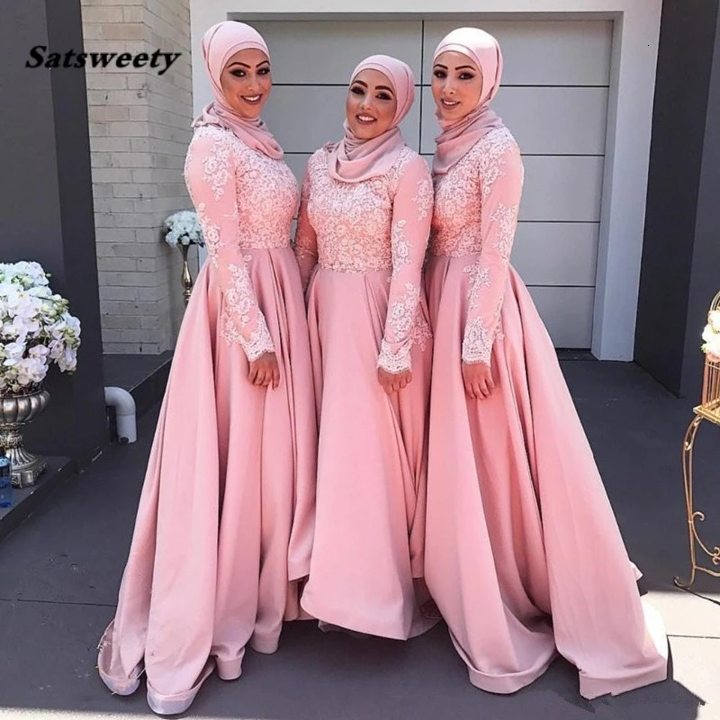 

Latest Muslim Blush Pink Bridesmaids Dresses With Long Sleeves Patterns Lace Appliques Satin Wedding Party Gown