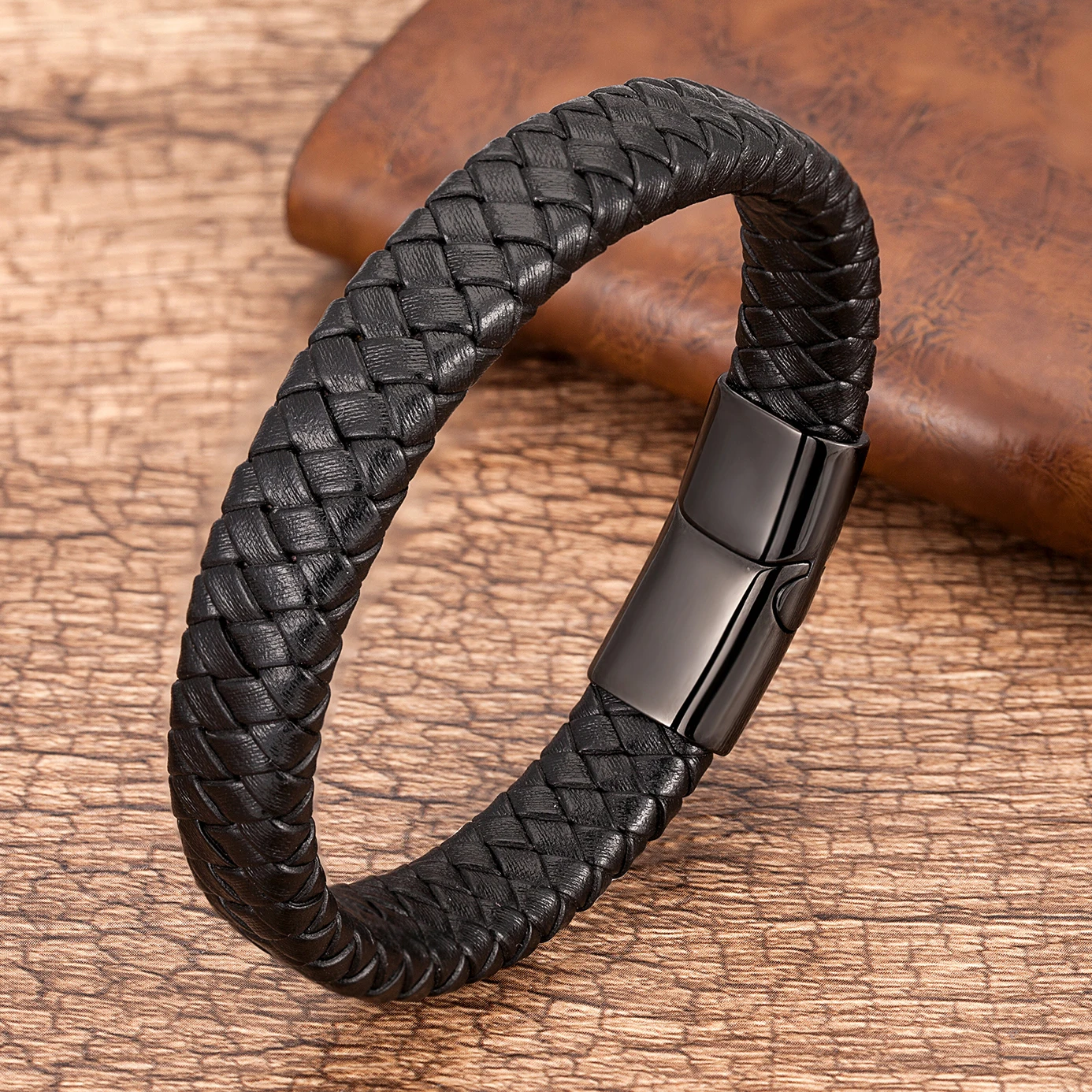 Modischer Herrenschmuck, braunes geflochtenes Lederarmband, Charm-Armband mit magnetischem Verschluss aus Edelstahl, Punk-Armband für Männer, Geschenk. – Detail 12