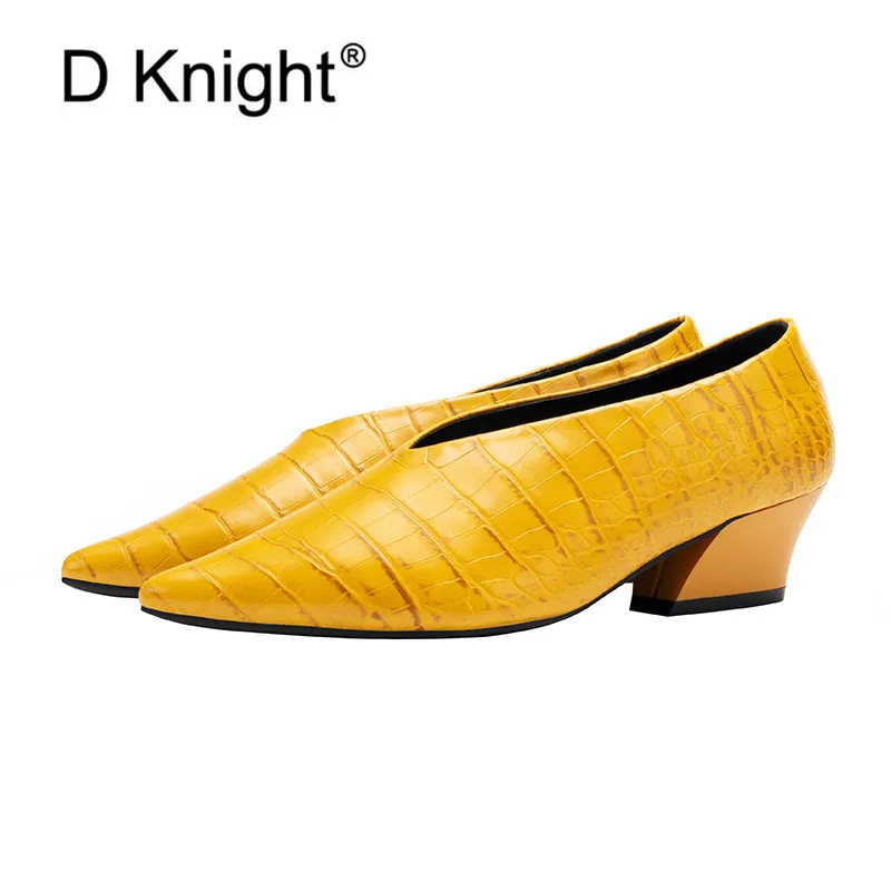 Genuine Leather Thick Heel Pumps Women Shoes New Crocodile Pattern Office Lady Party Shoes Sexy Pointed Toe Female Footwear Pump