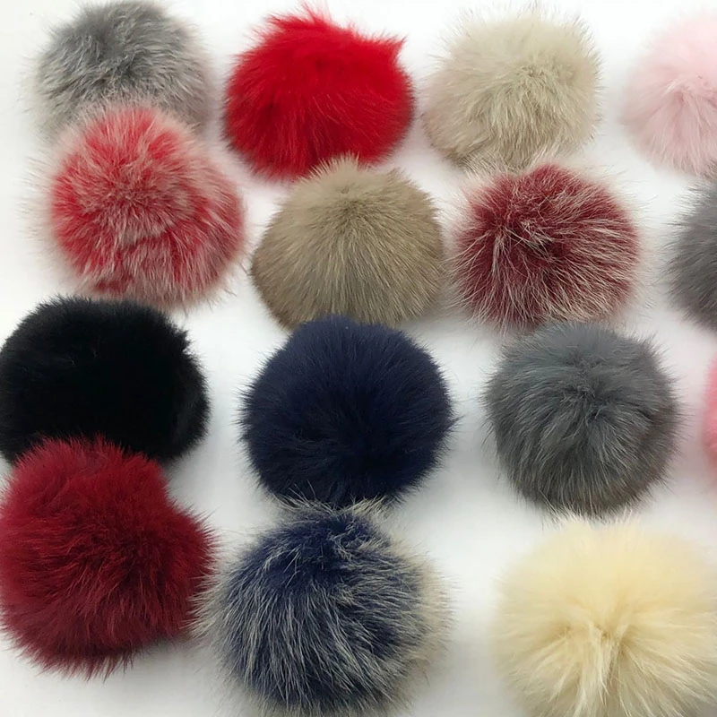 15cm Round Fluffy 100% Real Raccoon Fur Pompoms For Handbags Keychains and Knitted Beanie Cap Hats  Genuine fur  ompon Pom pom