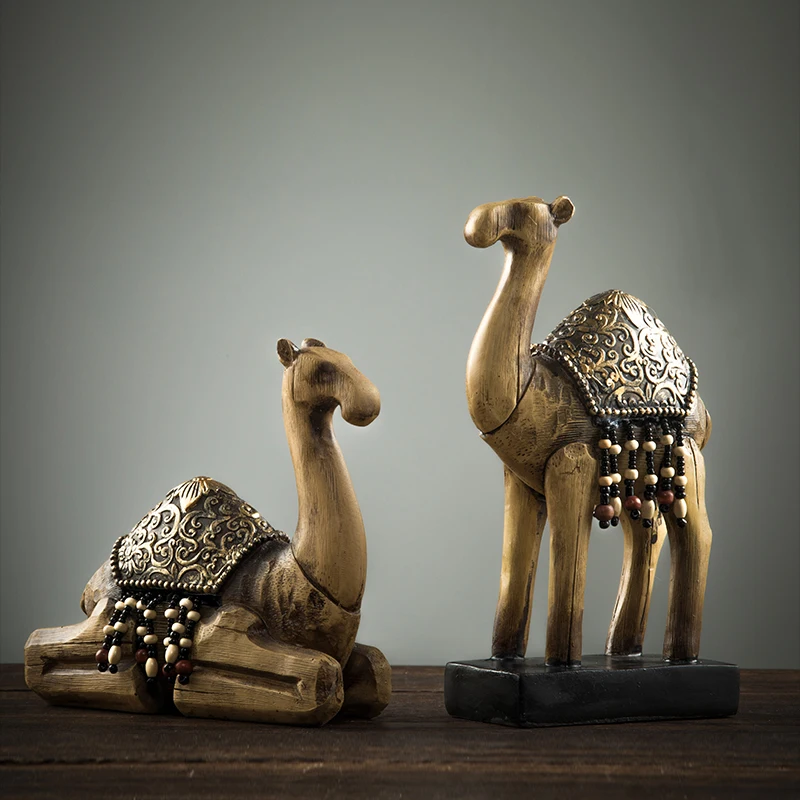 Retro Camel Statue Handmade Polyresin Dromedary Sculpture Arabian Desert Animal Ornament Study Decor Cafe Art Collection Craft