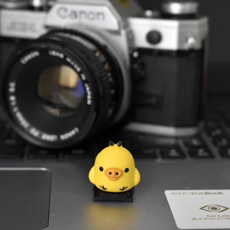 3D Lovely Pig Chick Hot Shoe Cover Cap Anti-Dust for Nikon Canon Sony Fujifilm Samsung Panasonic Leica Olympus