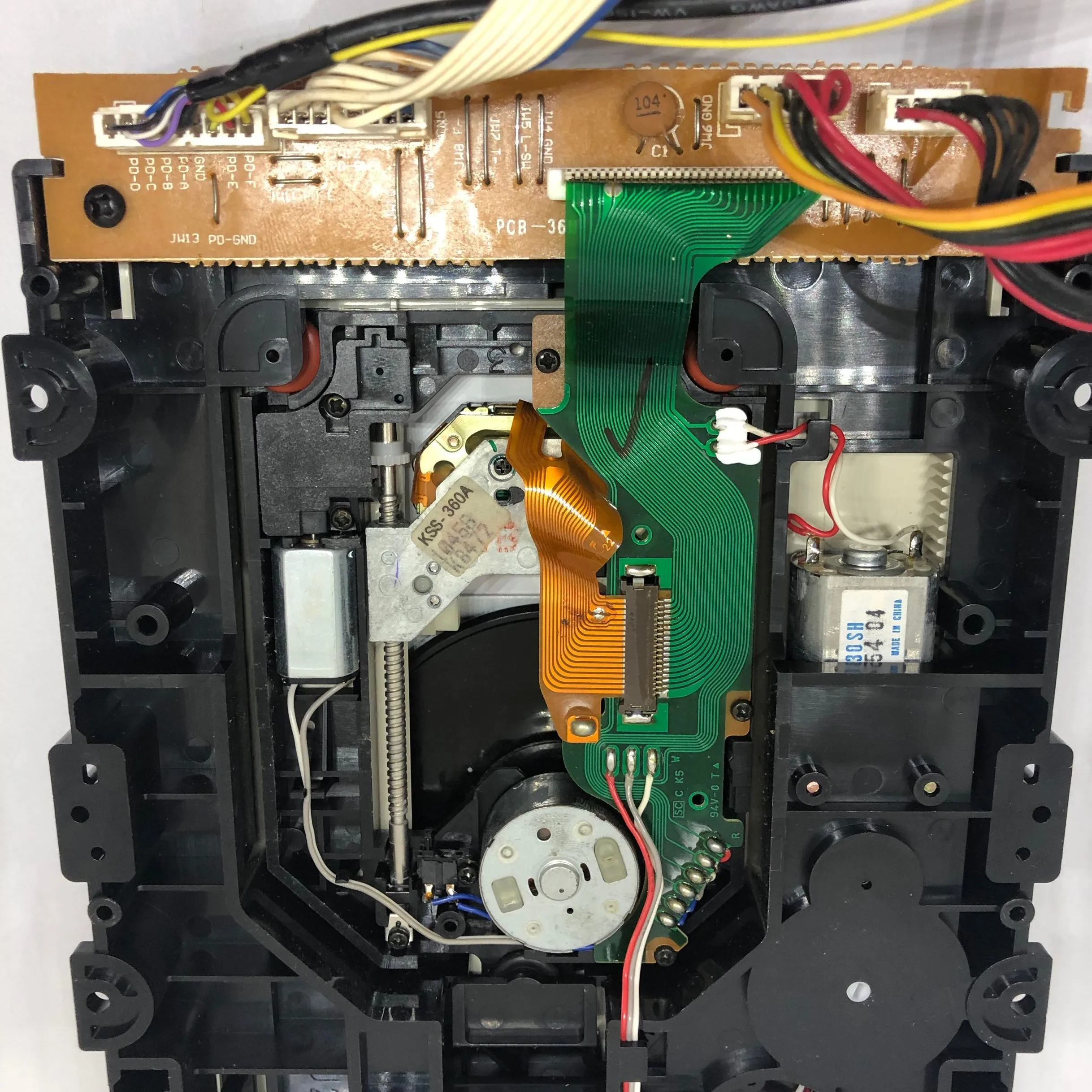 Фонарь с лазерной линзой с диагональю 360 А, Лазерная линза, оптический блок связи с механизмом