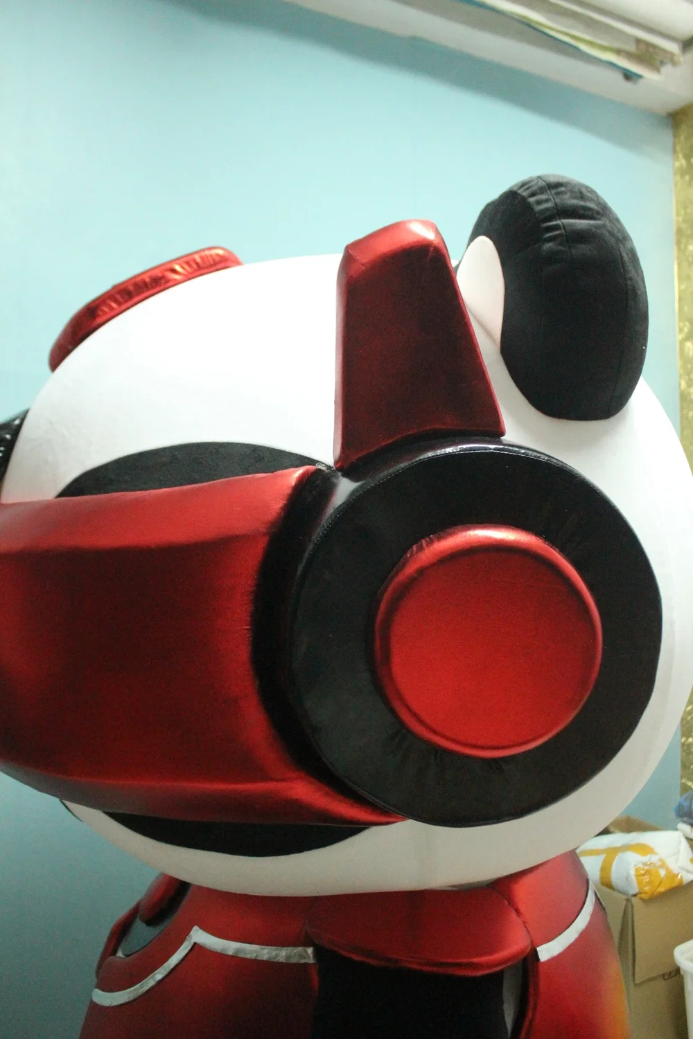 Ohlees Robot Panda 2.2m Inflatable Mascot Costume picture is example only,do custom according to customer design