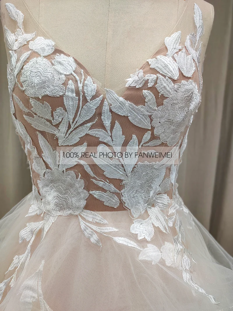 # 9281 personalizado champán A-Line escalonado con cuello en V apliques de encaje sin mangas vestido de novia sin espalda mujeres vestidos de boda de graduación