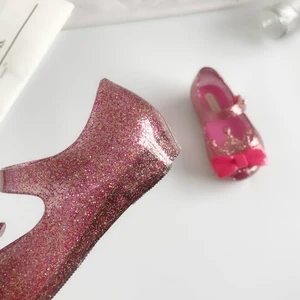 ميني ميليسا فتاة جيلي الصنادل تاج صنادل أطفال أحذية الشاطئ غير قابلة للانزلاق ميليسا طفل صغير أحذية طفلة أفضل 10 مبيعات صنادل ميليسا للأطفال - رقم 7