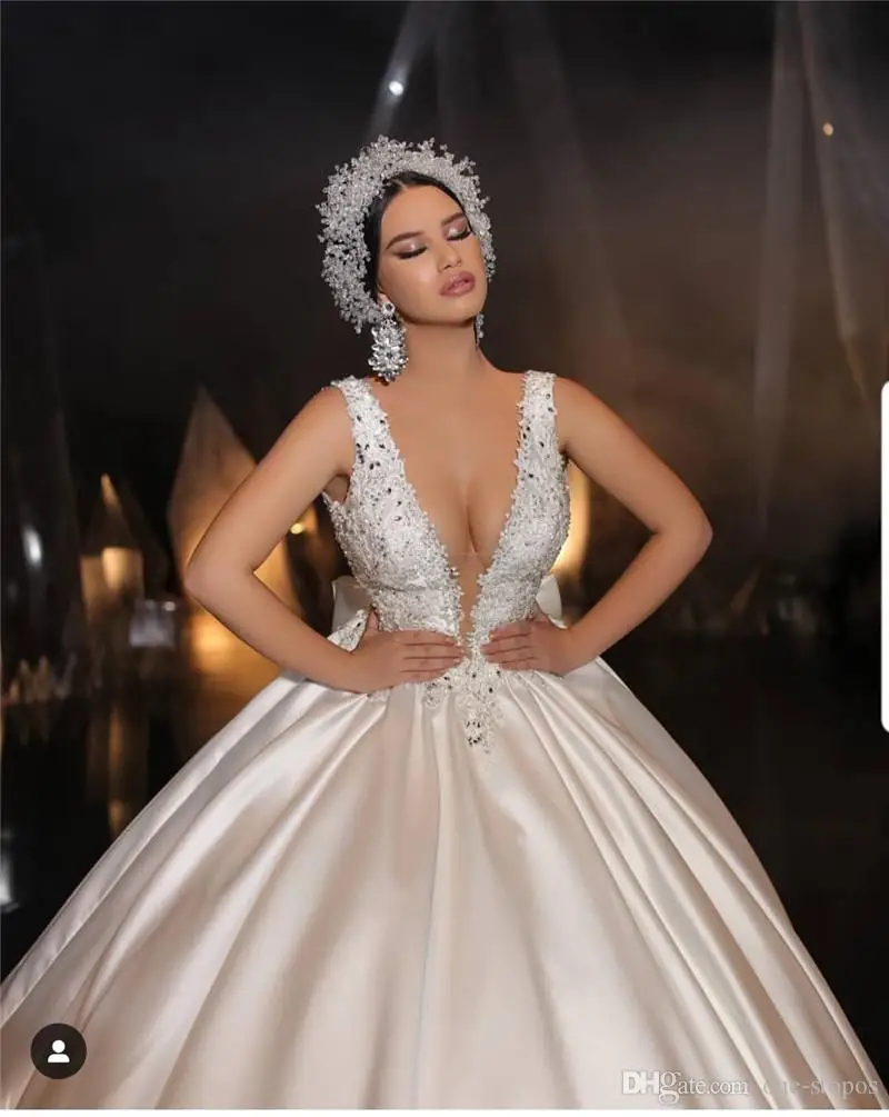 Sexy aberto para trás profundo v pescoço vestido de baile vestido 2019 appliqued branco mais tamanho arábia árabe dubai vestido de noiva feito sob encomenda