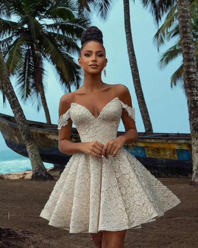 New Off Shoulder Floral Short Wedding Dress Chic V-neck Lace Bridal Party Gowns Summer Beach Vestido De Noiva