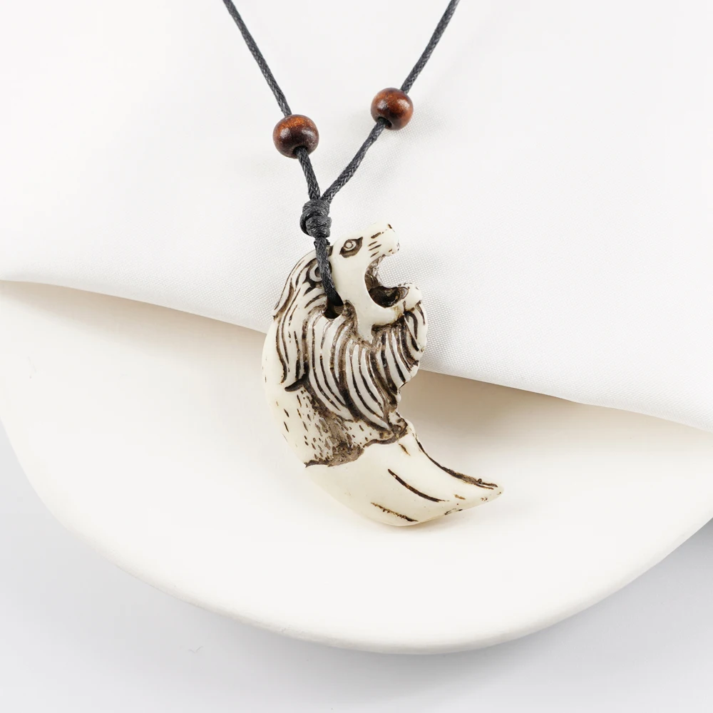 1Pcs Cool Men Women\'s Surfing Imitation Yak Bone Resin Carved White Lion Elephant Tooth Pendant Choker Necklace Lucky Gift