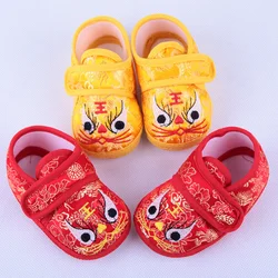 Chinese Traditional Tiger Head Shoes, Sapatos de criança antiderrapante, Bebê