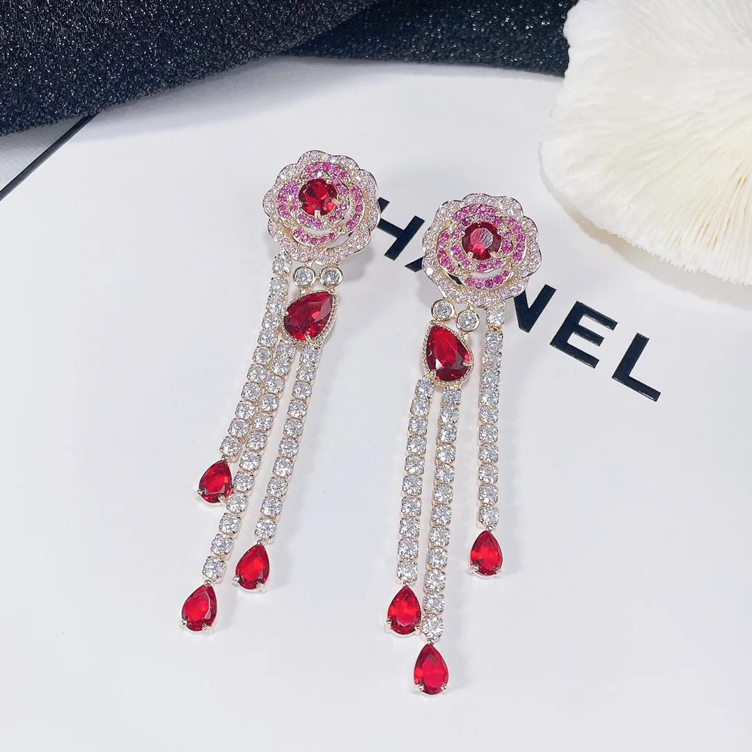 Легко носить, милые геометрические цветочные разноцветные серьги-гвоздики с кубическим цирконием для женщин, вечерние модные украшения