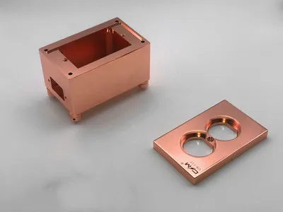 New HI-END fever-grade audio dedicated line, copper low box, copper power strip 117*70MM low-end