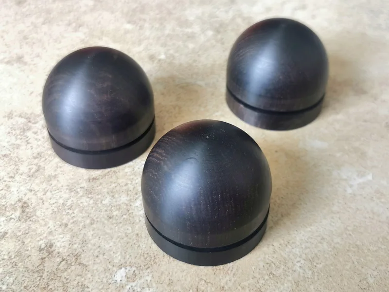 4PCS 43x37mm Ebony Wooden Speaker Spike stand Feet Amp Damping Isolation Stand Foot Pad Base with Crystal beads