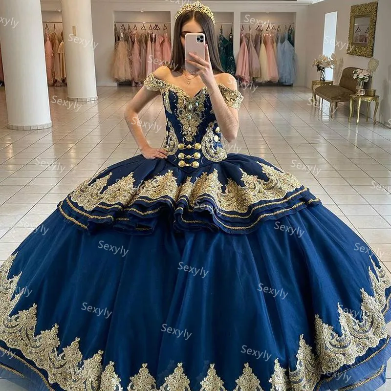 Princesa azul marinho quinceanera vestidos com apliques de ouro fora do ombro inchado tule rendas até aniversário doce 16 personalizado