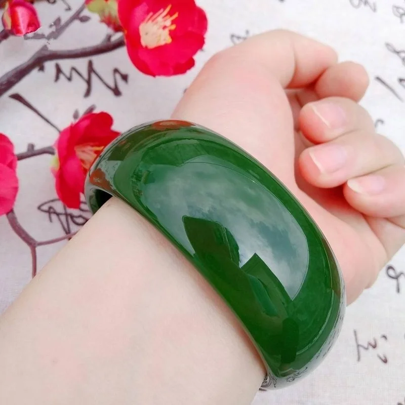 Natural 54-62mm Fashion Green Jade Bracelet Jewelry Fine Jewelry Jade Bracelet Round Bangle Bracelets for Women Charm Bracelets