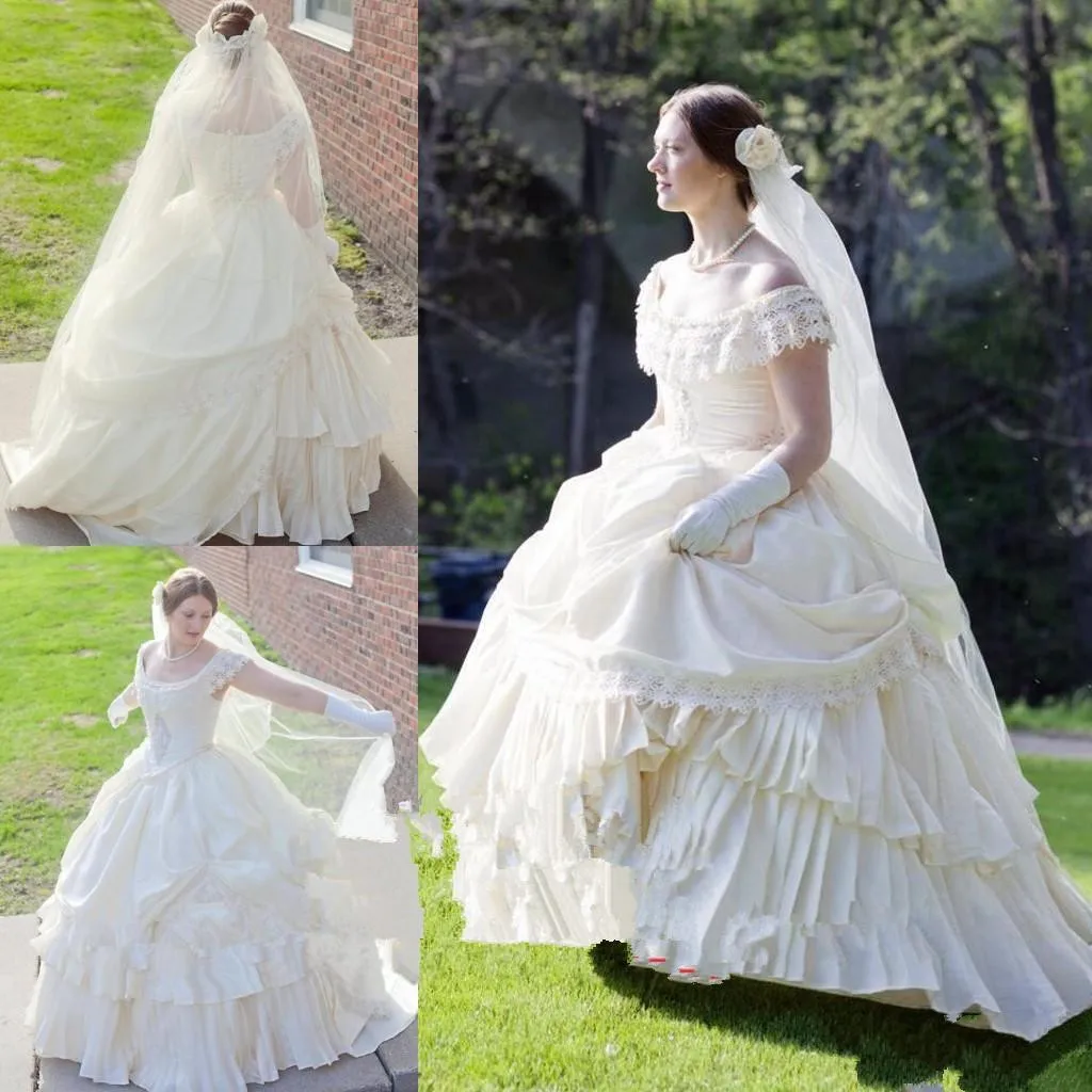 Puffy Taffeta Wedding dresses Victorian Civil War Steampunk gothic Vintage Appliqued Lace Wedding bridal Gowns Vestidos de