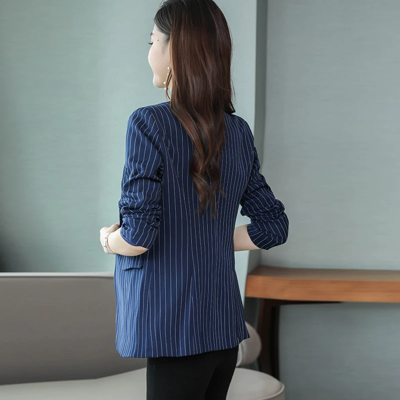 Small Striped Suit for Women, Short Section, Casual Jacket, Professional Fashion, Slim, Large Size, Autumn, New, W911