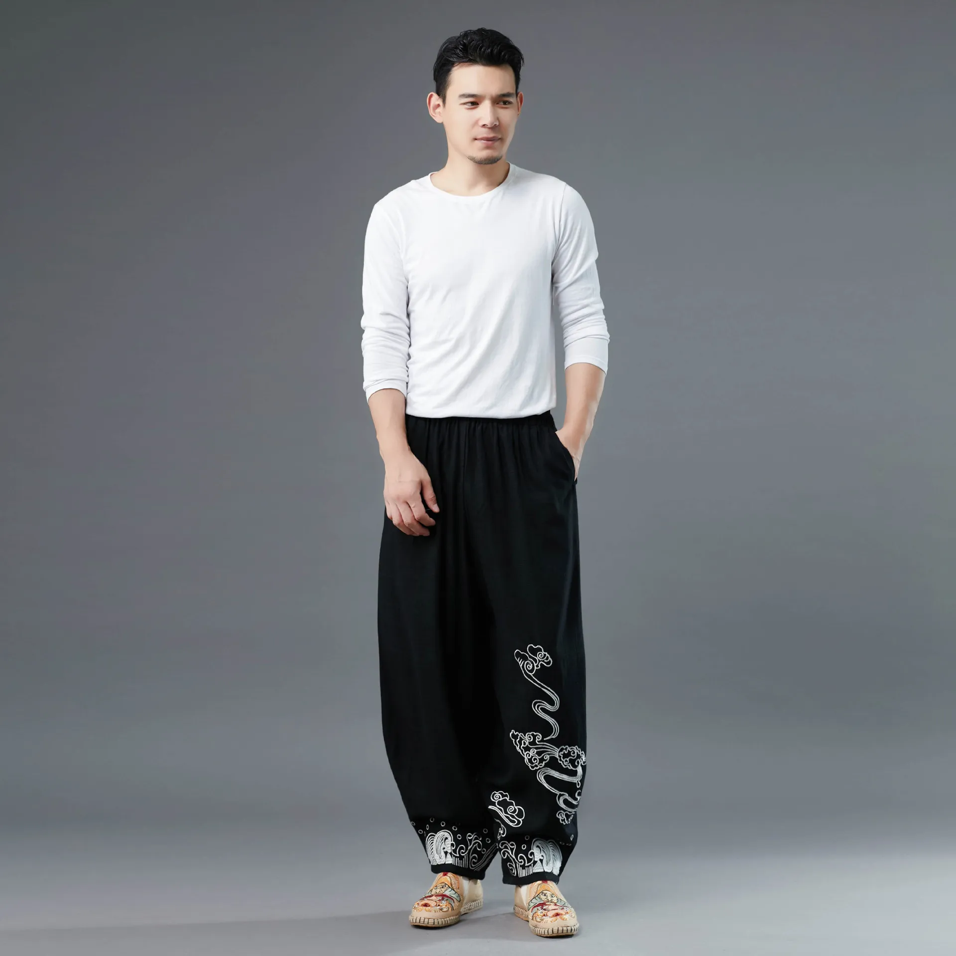 Men Yoga Pants Harem Loose Embroided male Yoga Trousers Bloomers Running Jogging Leisure Casual Track Sport Sweat Pants