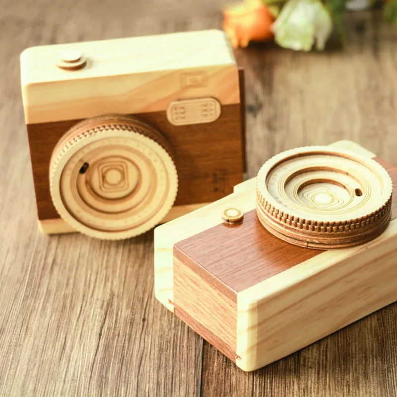 Handmade Retro Camera Music Box Wooden Sky City Creative Boys and Girls Girlfriend 2021 New Year Christmas Holiday Birthday Gift