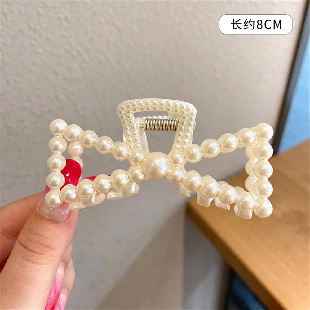 Hot Sale Elegant Pearl Hair Claws Woman Claw Clip Hairpins Hair Accessories Girls Hair Crab Headwear Hairgrip Fashion Barrettes