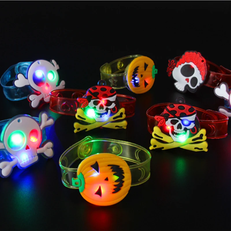 100PCS Halloween Glow Bracelet Led Bracelet Light Up Toy Glow Pumpkin Wristband Flashing Party Decoration Supplies Bangle