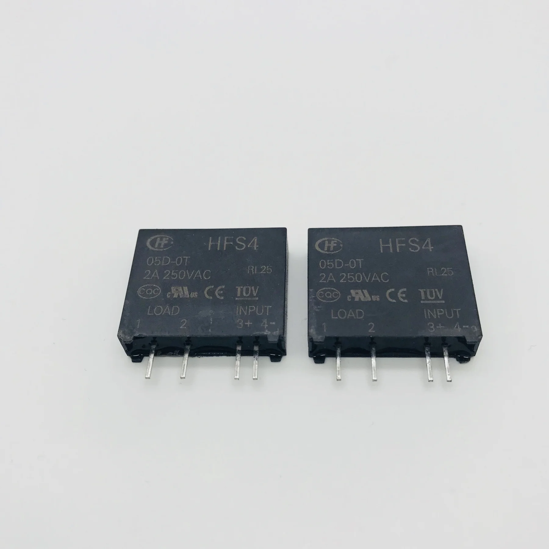 

HFS4-05D-0T input 5VDC output 2A250VAC relays