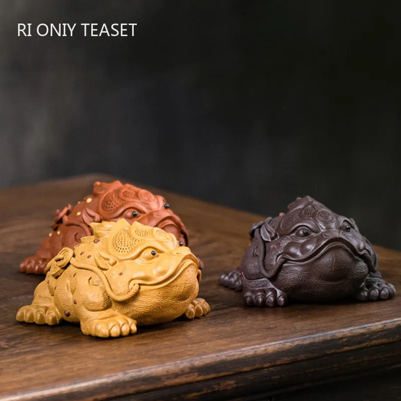 

Chinese Lucky Fortune Golden Toad Statue Ornaments Yixing Purple Clay Tea Pet Handmade Sculpture Tea Set Decoration Tea Ceremony