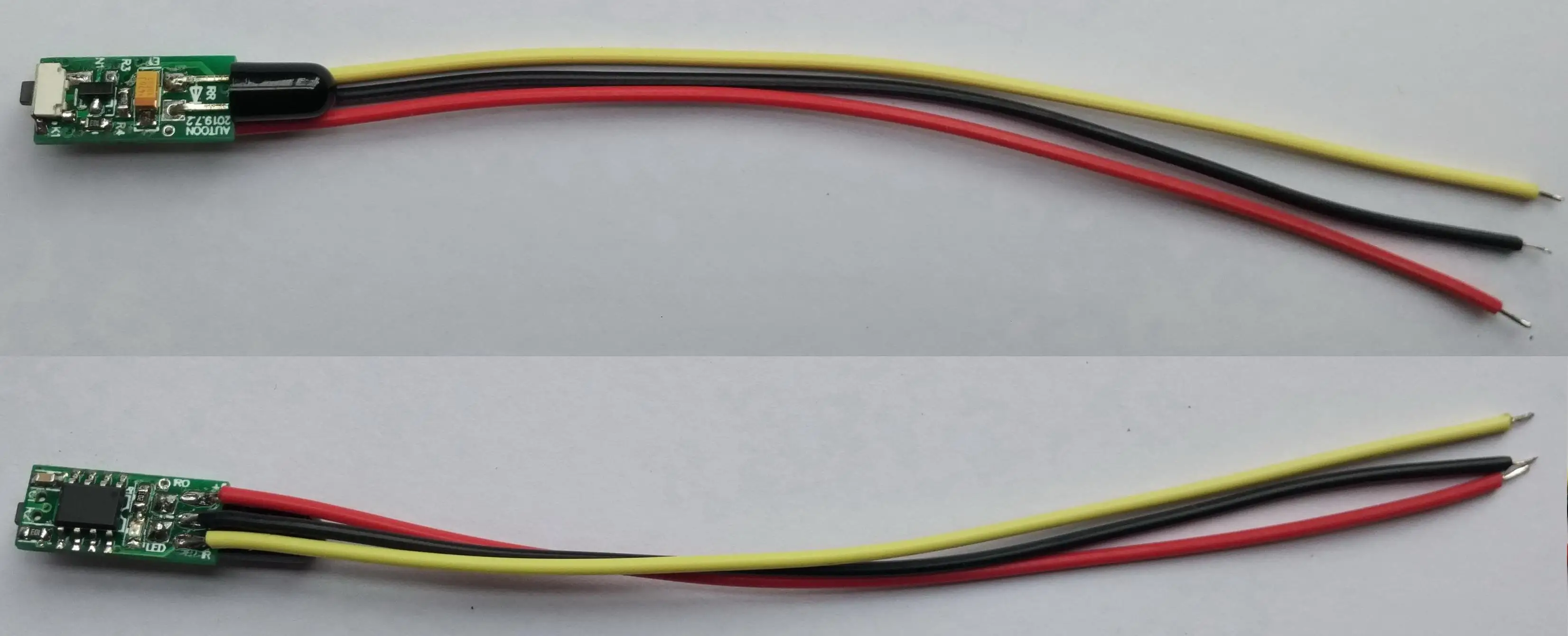 Built-in air conditioner incoming call self-starting module can learn any air conditioner remote control