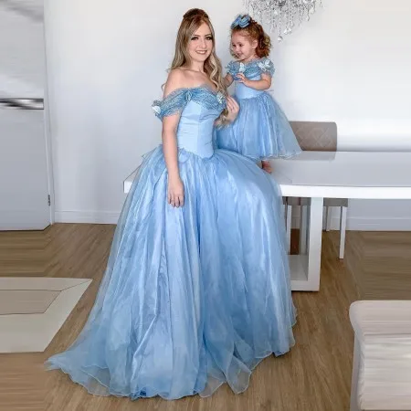 Lovely Princess Mom And Me Tulle Photo Shoot Dresses   Cap Sleeves Ruffles A Line Organza Satin Mother And   Kids Gown