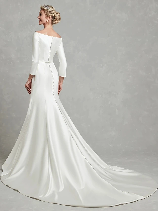 Simple Mermaid Bride Wedding Dress With Buttons 2024 Bateau Neck Court Train Satin Romantic Bridal Gowns Robe De Mariee