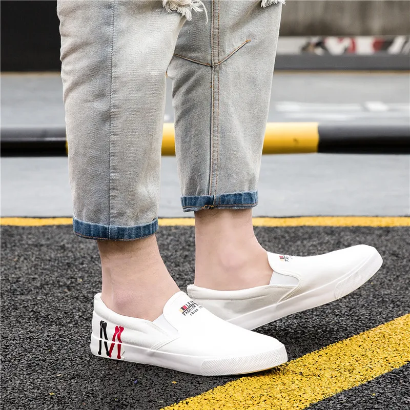 2024 Spring New Men's Shoes Plus Size 39-47 Casual Sneakers White Canvas Shoes Boys Sport Sneakers Comfortable Men Loafers