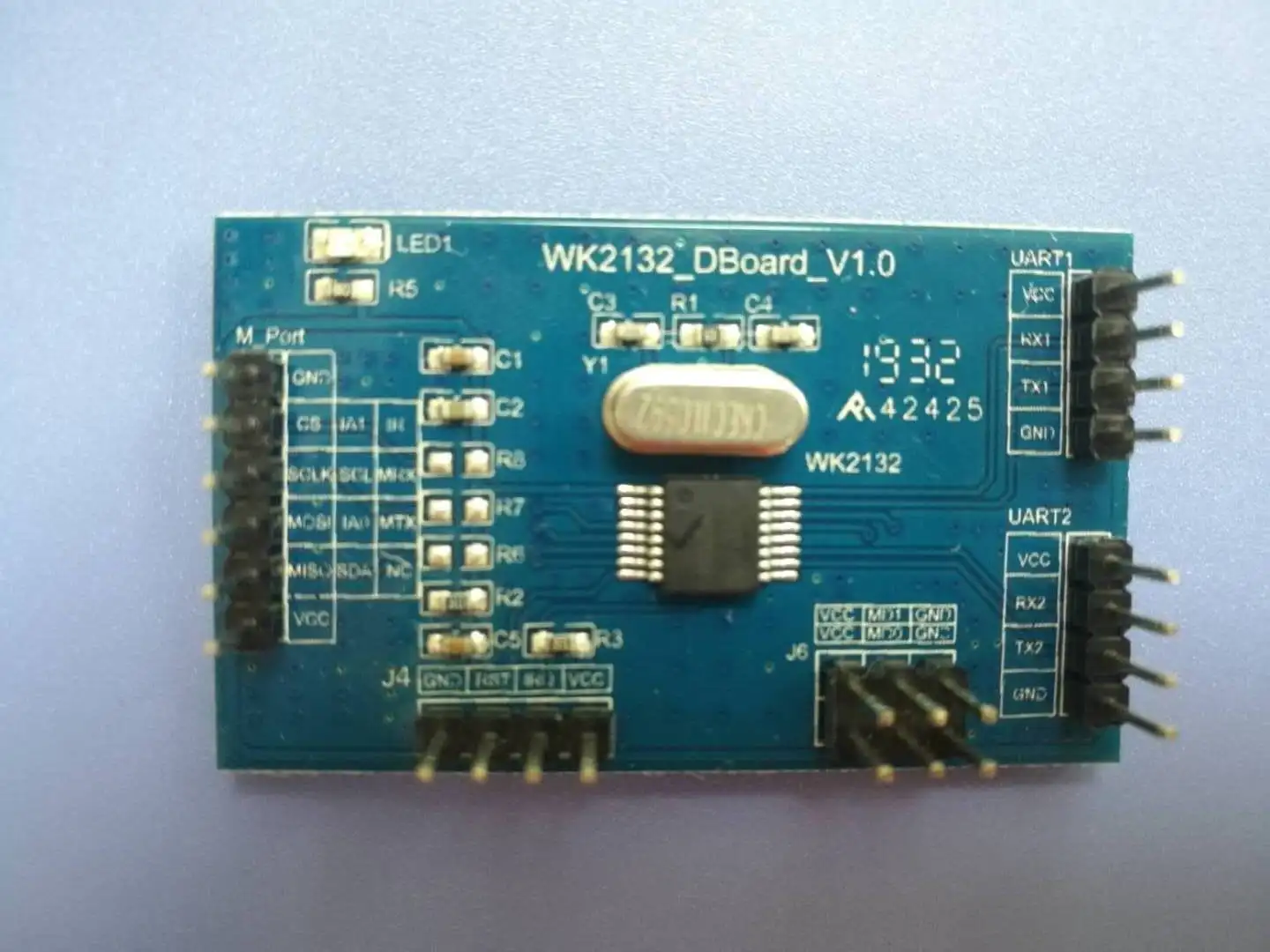 WK2132 Chip Evaluation Board Multiple Main Interfaces UART/SPI/IIC to 2 Serial Ports Development Board