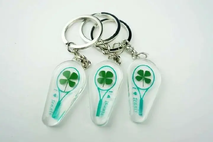 

20 pcs New Style Four Leaf Clover Keychain Real Shamrock Specimen