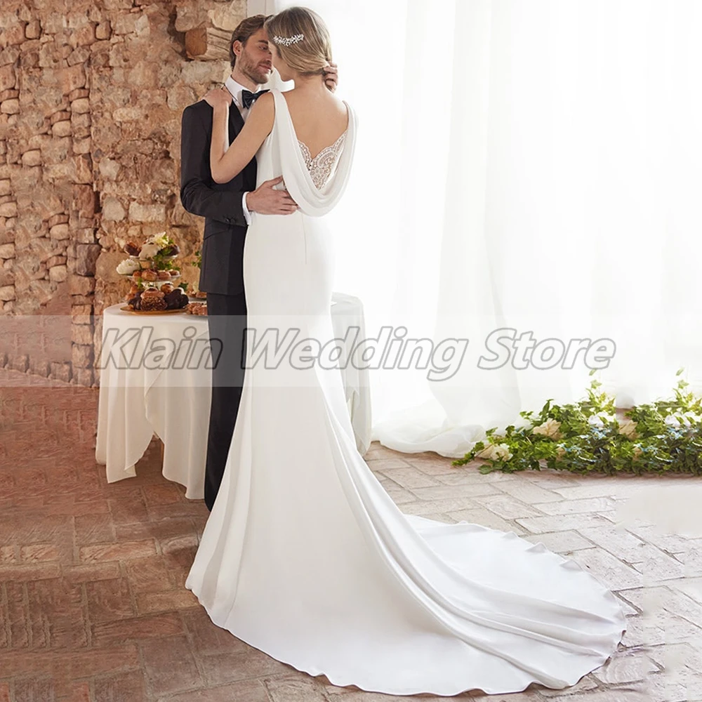 Customized Simple Mermaid V-Neck Sleeveless Wedding Dresses 2021 Court Train Lace Button Back High Quality Jersey White Bridal G